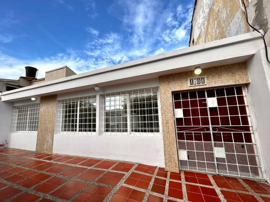 Casa Cerca A El Mar Con Parqueadero Holiday home
